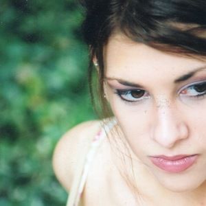 Meet your Posher, Larissa